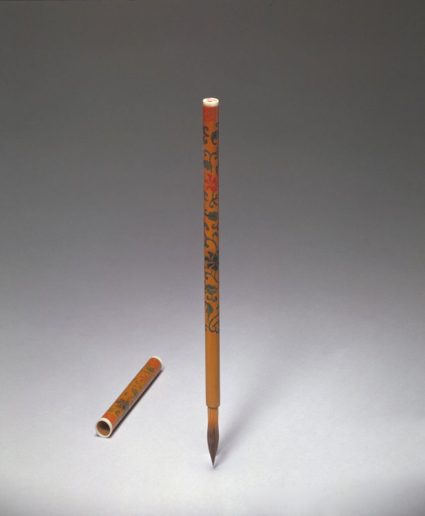 图片[1]-Painted purple bristle pen with lotus pattern-China Archive